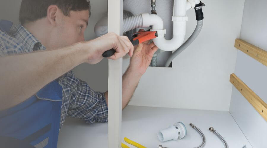 Expert burst pipe repair services in Scribner, NE